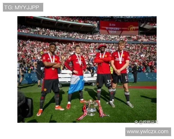 米兰对决曼联精彩回顾双方战术分析与球员表现评估 米兰对决曼联精彩回顾双方战术分析与球员表现评估